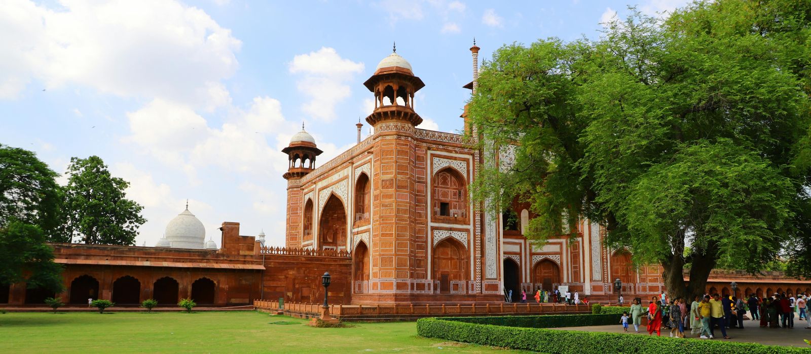 Agra Overnight Tour by Car from Delhi