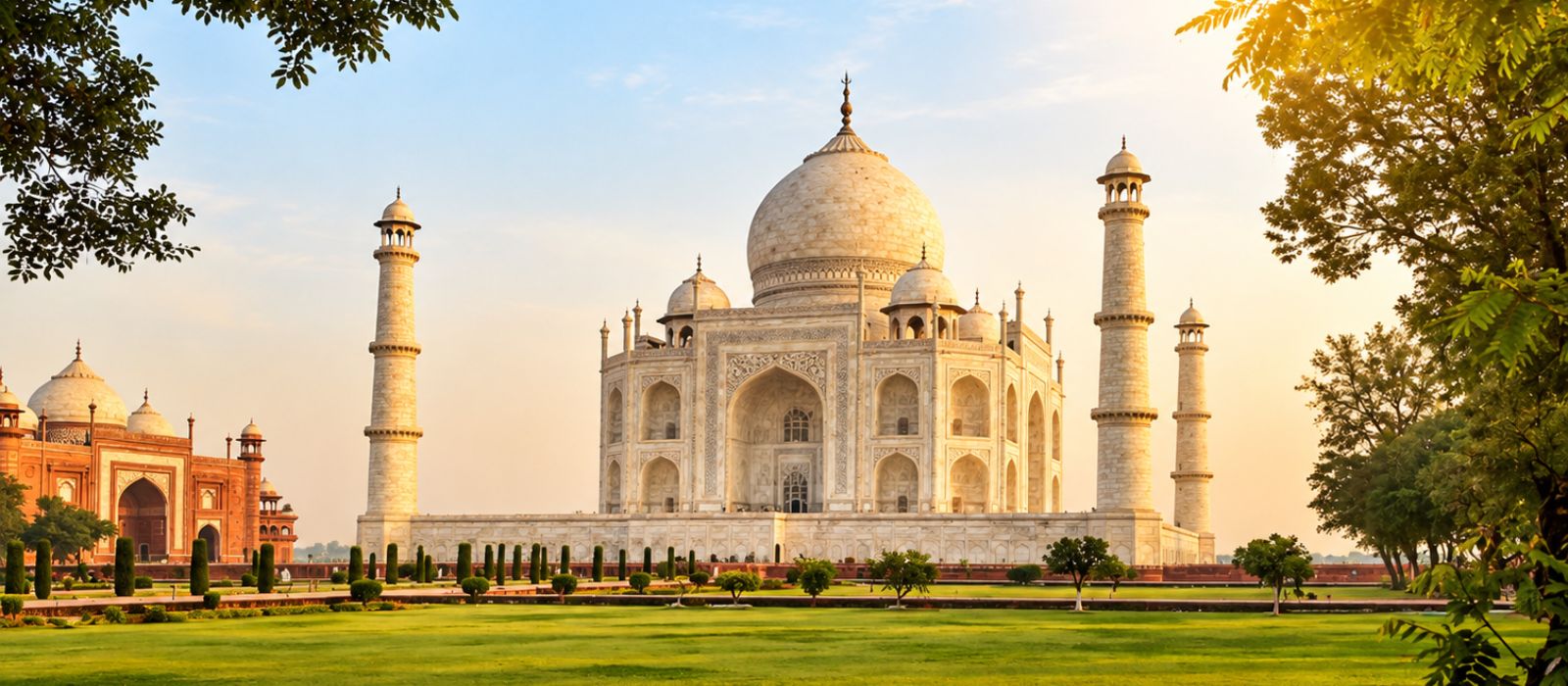 Taj Mahal Sunrise Tour by Car from Delhi